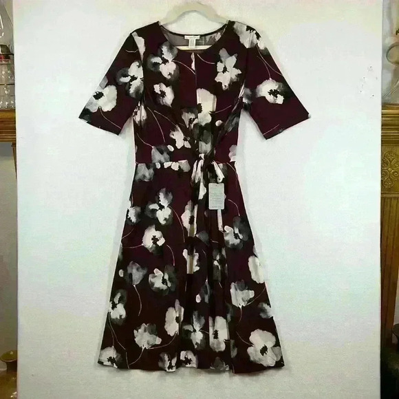 London Times Dresses & Skirts - London Times Women’s Dress Size 14 Purple /Grays Floral Midi NWOT